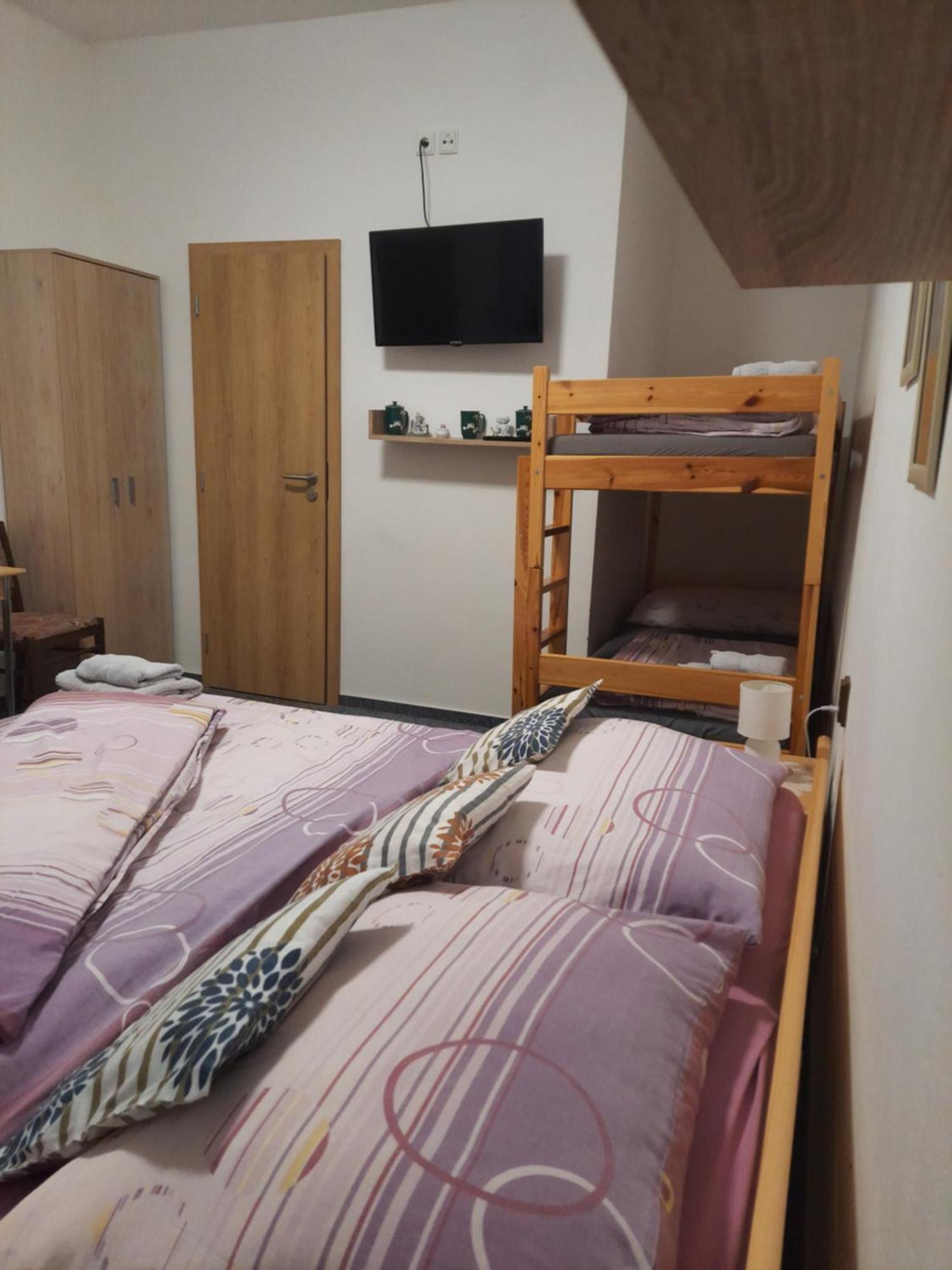 Penzion U Statku Lodherov Extérieur photo